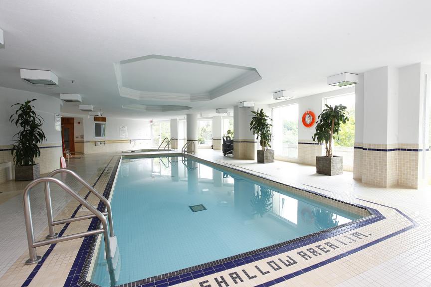 Bellagio Pool indoor